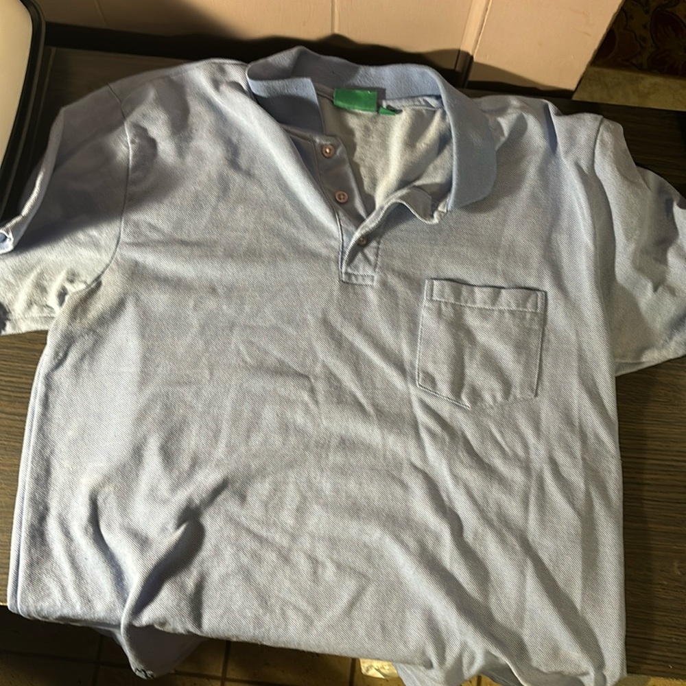 Men collar shirt